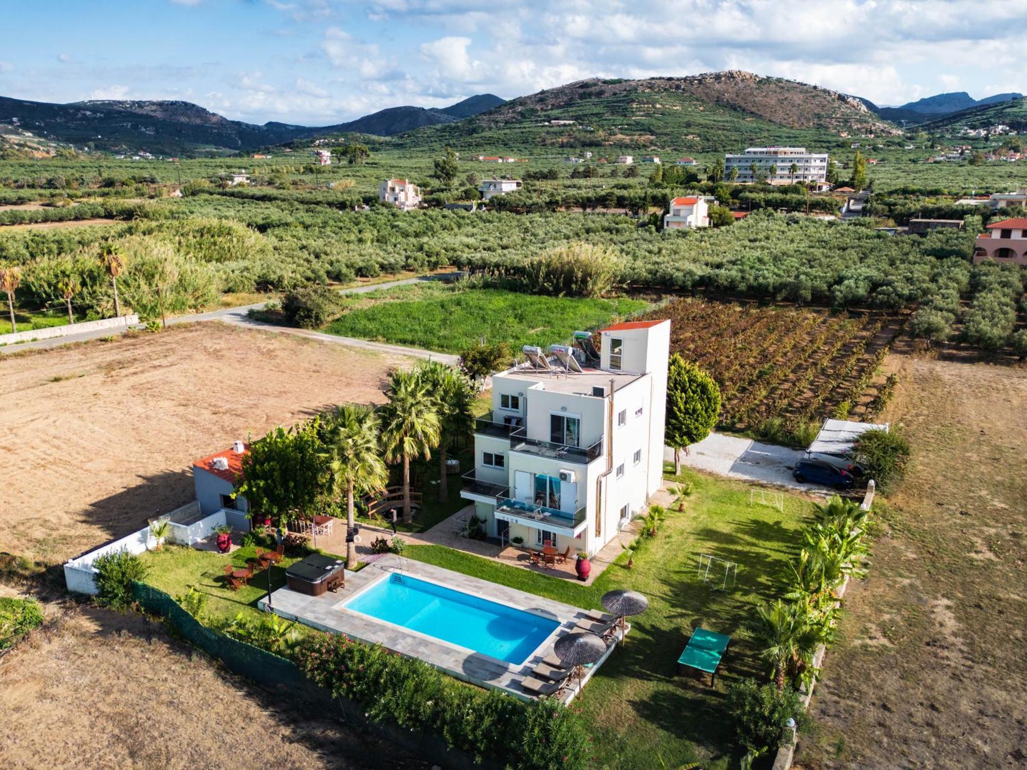 Martimi Apartments - 200M From Drapanias Beach - Pool - Hot Tub - Sauna - Bbq Kíssamos Exteriör bild